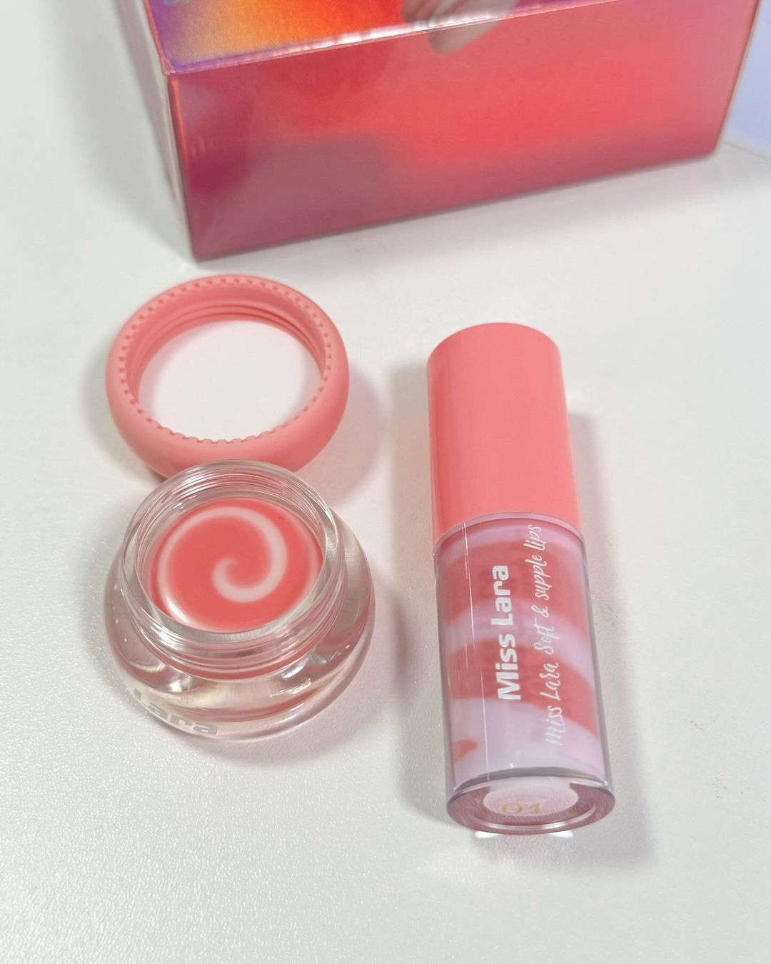 2Pcs Miss Lara Lip Gloss and Lip Balm Set, Mini Liquid Lipstick, Long-lasting Lipstick Set 2Pcs Miss Lara Lip Gloss and Lip Balm Set, Mini Liquid Lipstick, Long-lasting Lipstick Set